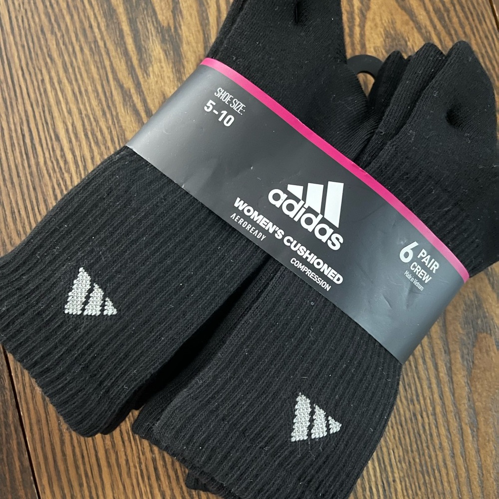 Adidas Women’s Cushioned 6 Pair Crew Socks-Black